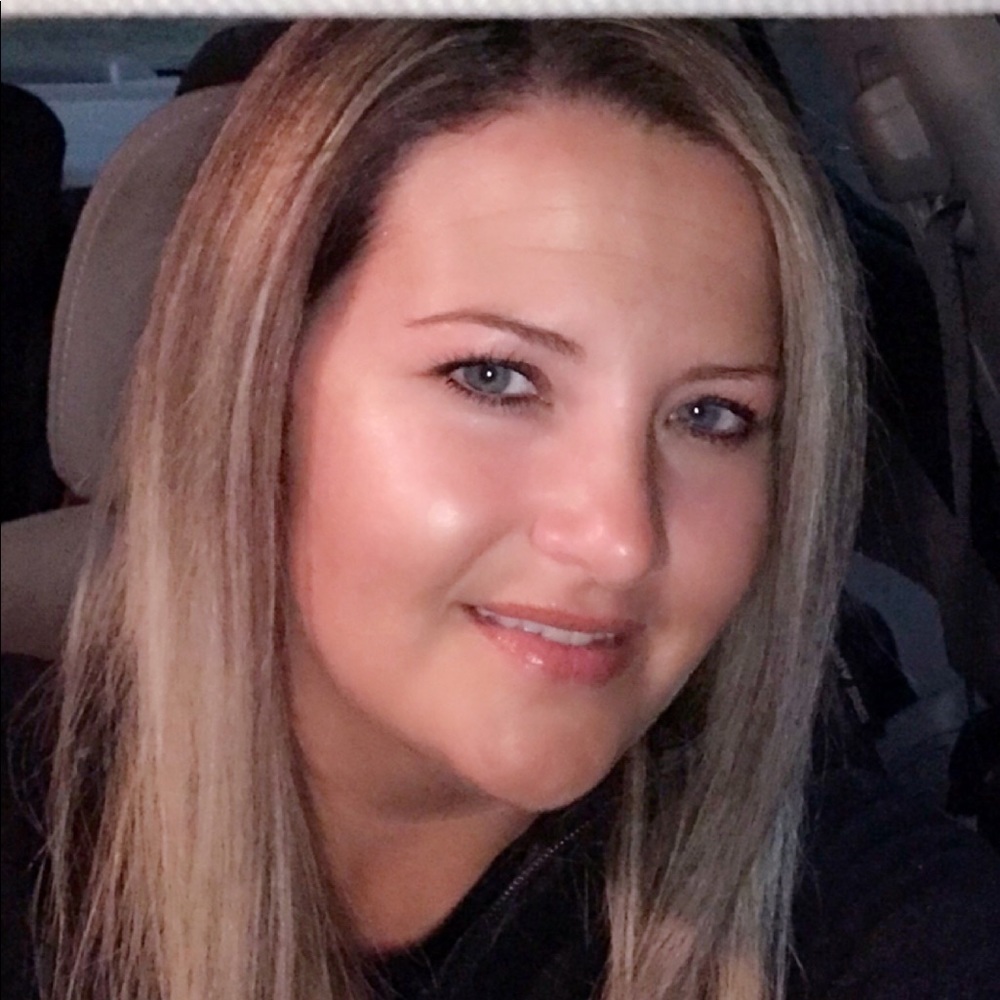 Meet your Posher, Christina